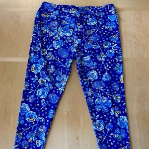 LULAROE leggins in blue size tc2